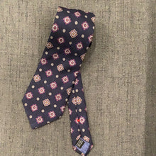 Load image into Gallery viewer, Neckwear
