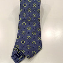 Load image into Gallery viewer, Neckwear
